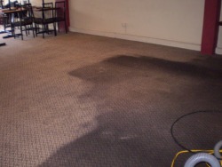 restaurant carpet before cleaning and after cleaning